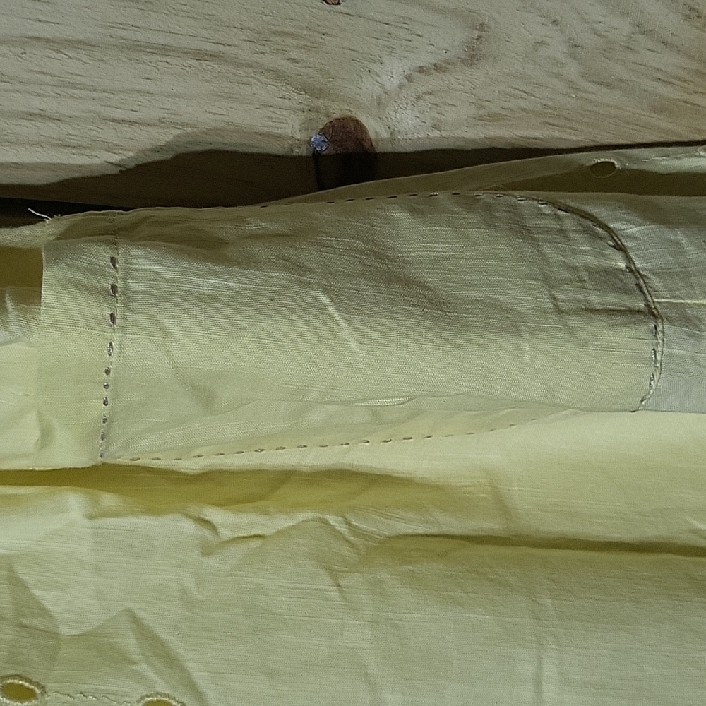 ๐ Zara Eyelet Dress - Picture 5 of 8